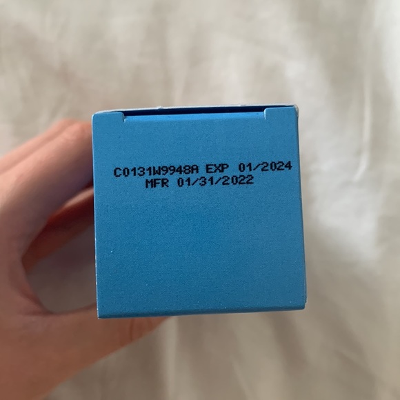 Luminesce Jeunesse Cellular Rejuvenation Serum - Picture 3 of 3